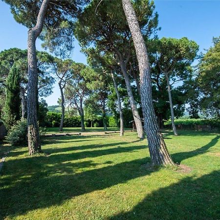 Villa Ottocentesca Immersa Nel Verde Montecavolo Luaran gambar
