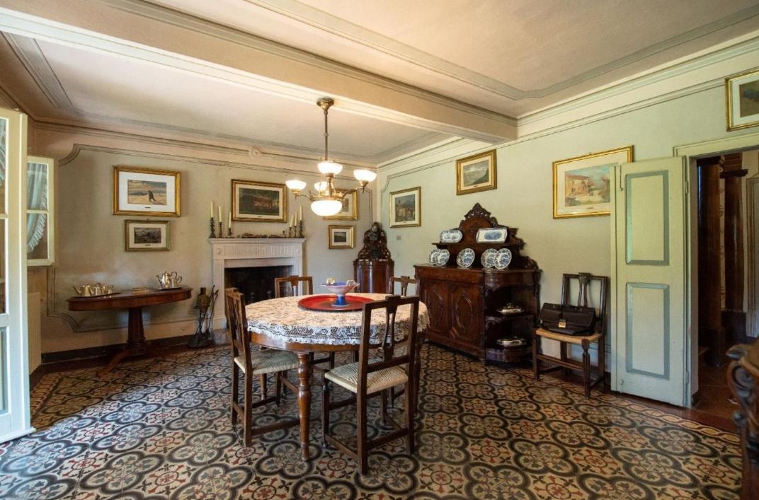 Villa Ottocentesca Immersa Nel Verde Montecavolo Luaran gambar