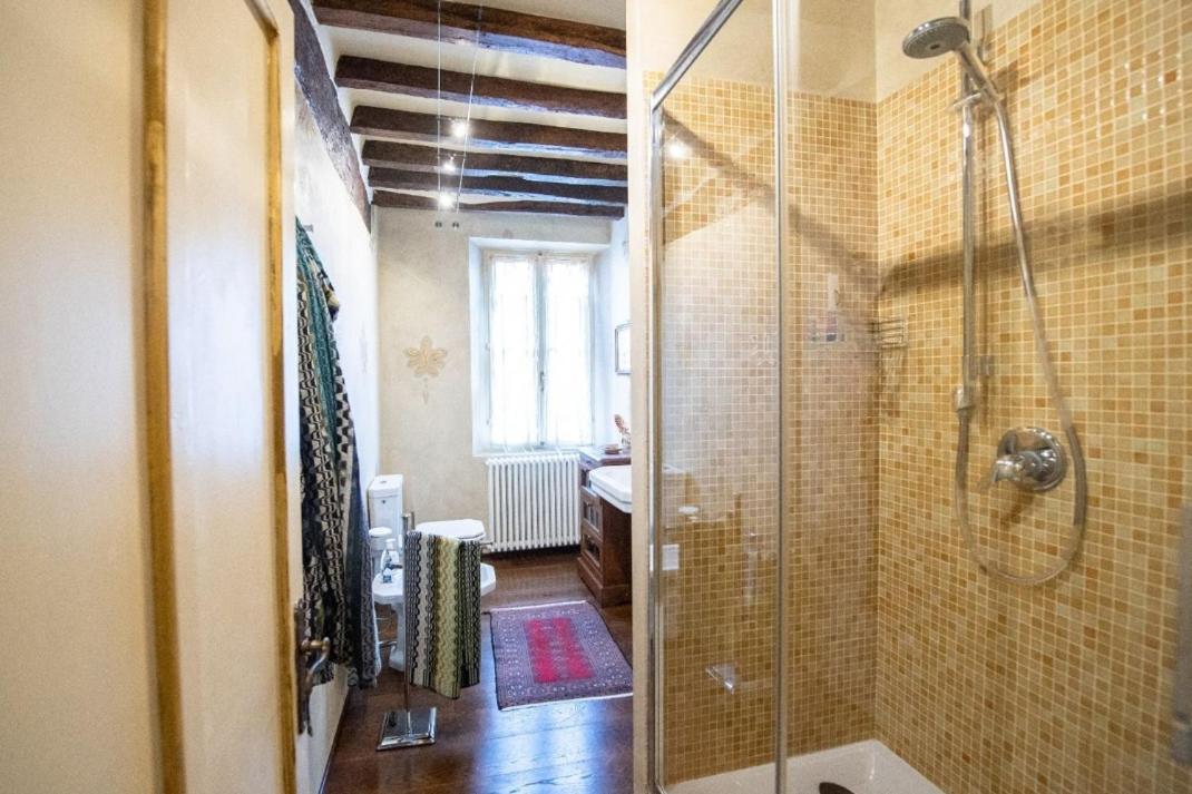Villa Ottocentesca Immersa Nel Verde Montecavolo Luaran gambar