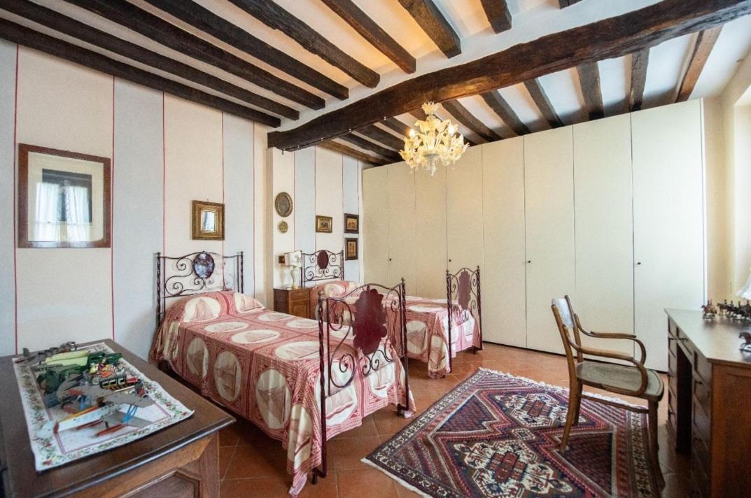 Villa Ottocentesca Immersa Nel Verde Montecavolo Luaran gambar