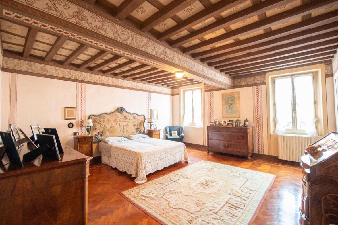 Villa Ottocentesca Immersa Nel Verde Montecavolo Luaran gambar